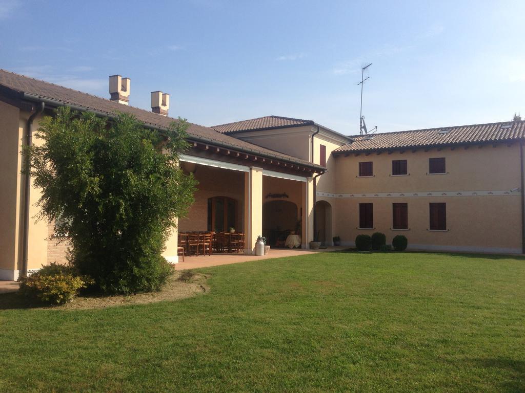 Ca Baglioni Agriturismo Alle Roseヴィラ エクステリア 写真