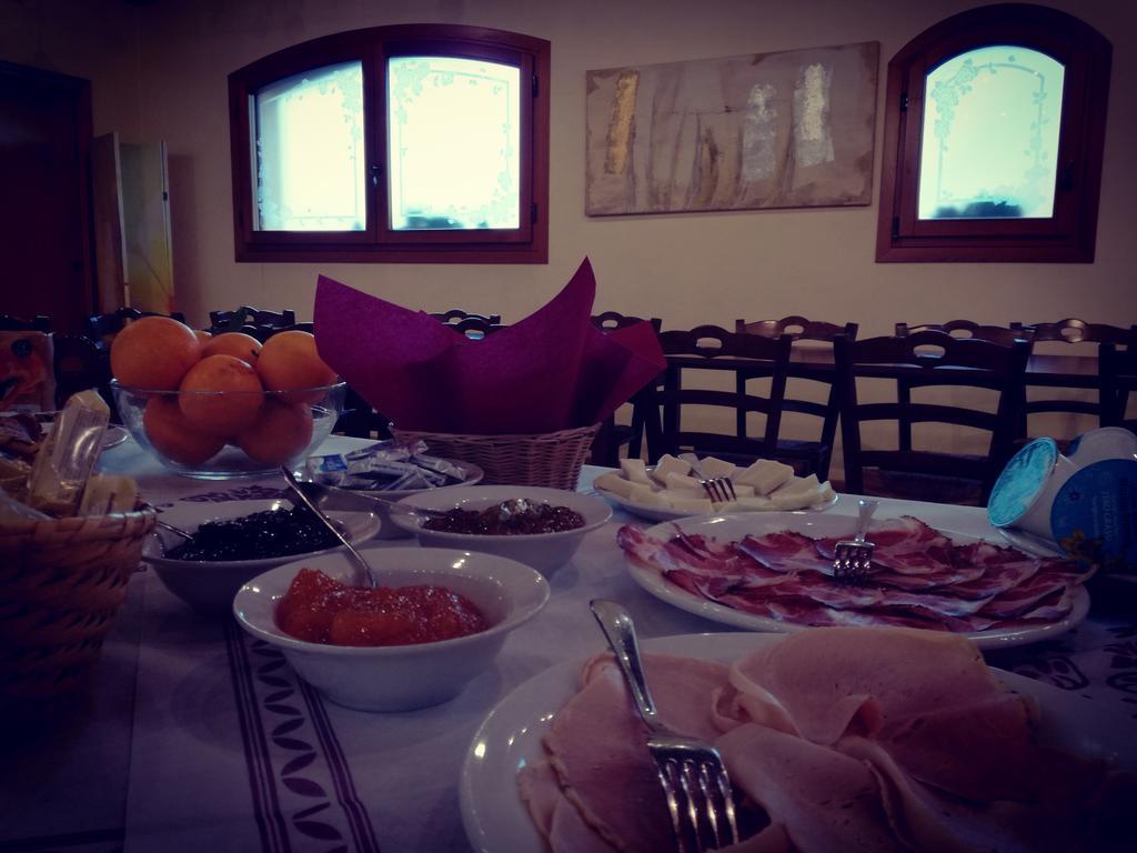 Ca Baglioni Agriturismo Alle Roseヴィラ エクステリア 写真